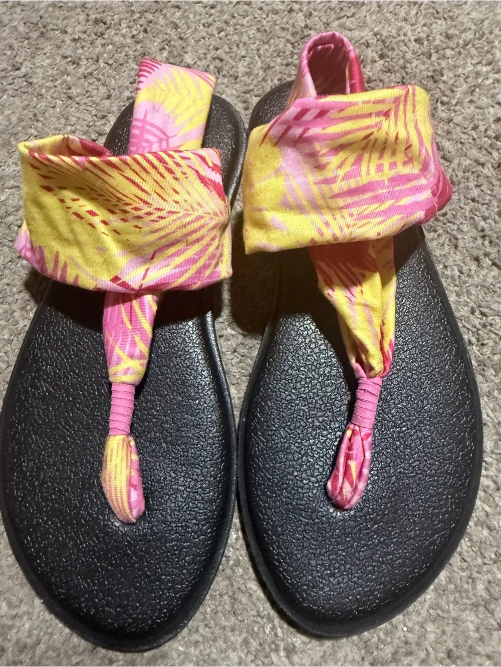 Sanuk Yoga Sling Sandals Size-4-5 Tropical Print